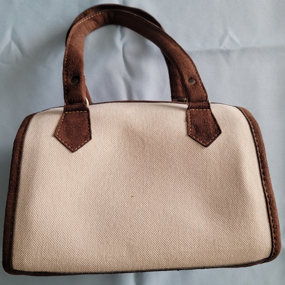 Handbags - Picture 3 of 3
